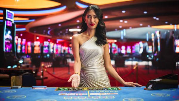 Discover Themed Slot Adventures with オンラインカジノ おすすめ Casino Reviews